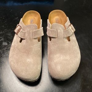 Birkenstock Boston clog in highly sought after taupe, 38 narrow